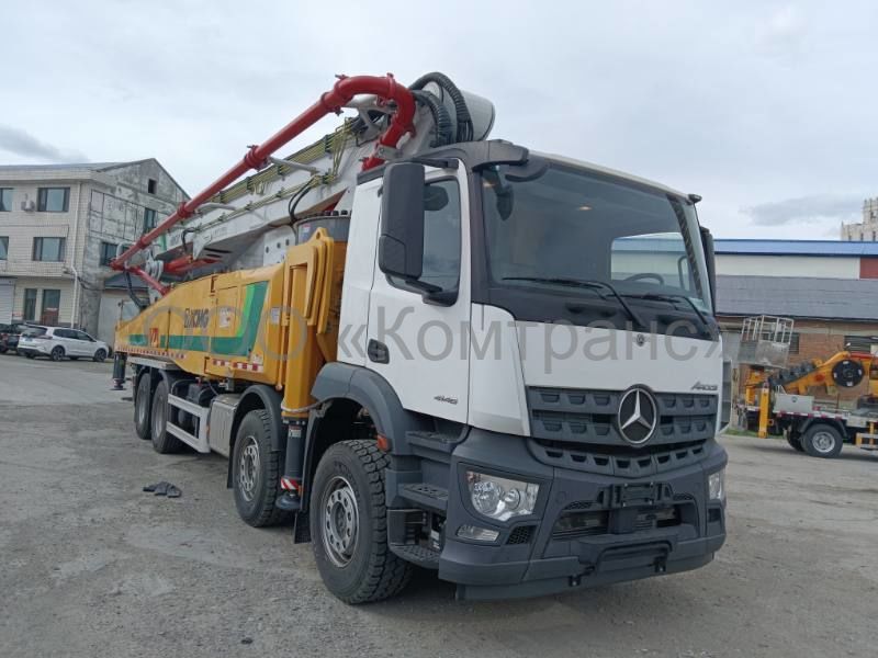 Автобетононасос XCMG HB62V